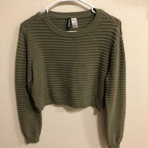 Crop top sweater